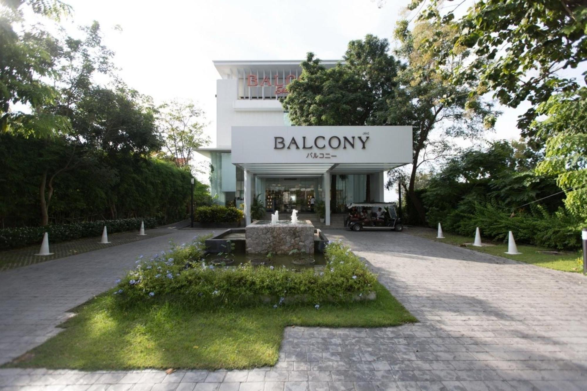 Balcony Seaside Sriracha Hotel & Serviced Apartments Сирача Экстерьер фото